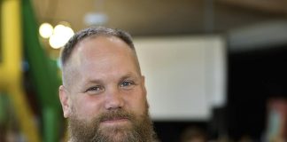 Joels väg från polis till pastor